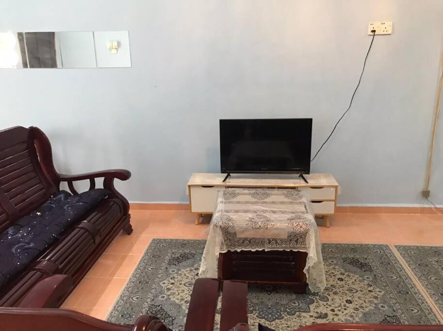 Homestay Che Mat Kuala Terengganu Exterior photo